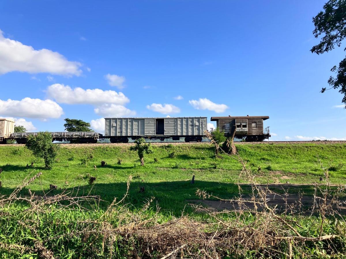 Lemara Eco Camp Hotel Kisaki Luaran gambar