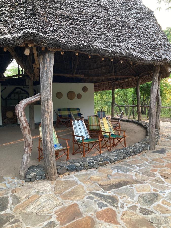 Lemara Eco Camp Hotel Kisaki Luaran gambar